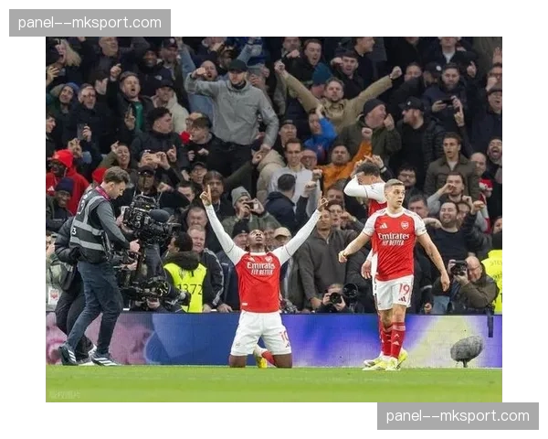 英超北伦敦德比:阿森纳4-1大胜热刺终结颓势,枪手领先曼城5分重燃争冠希望 英超北伦敦德比:阿森纳4-1大胜热刺终结颓势,枪手领先曼城5分重燃争冠希望