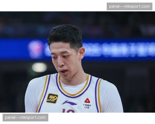 沈梓捷封盖后怒吼，点燃深圳主场气氛