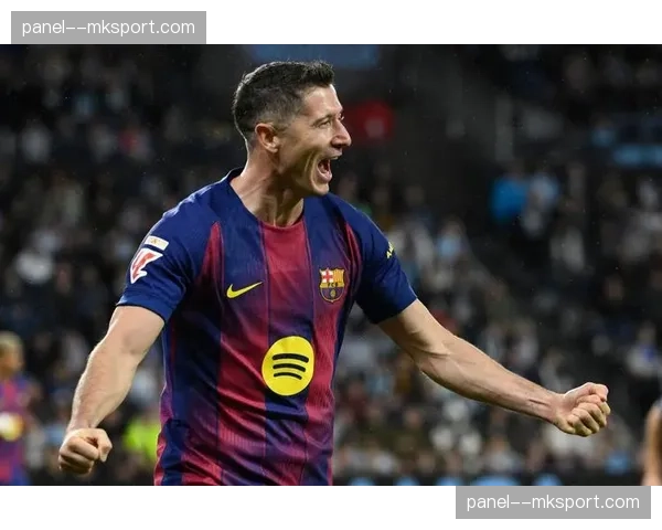 莱万多夫斯基谈未来：希望在巴萨履行完合同，暂无退役计划